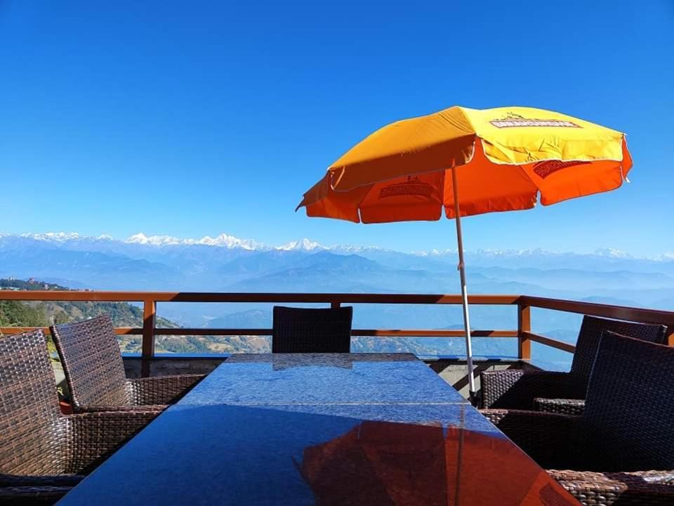 Everest Manla Resort Nagarkot Bagian luar foto