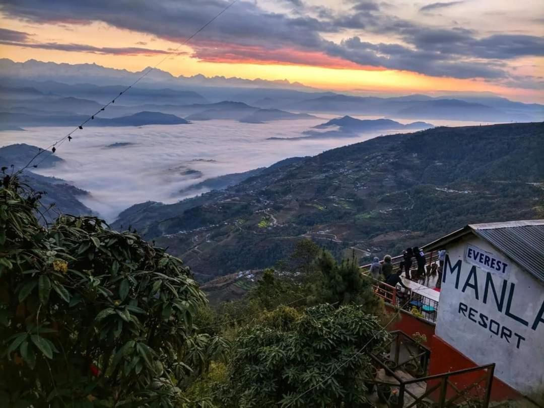 Everest Manla Resort Nagarkot Bagian luar foto