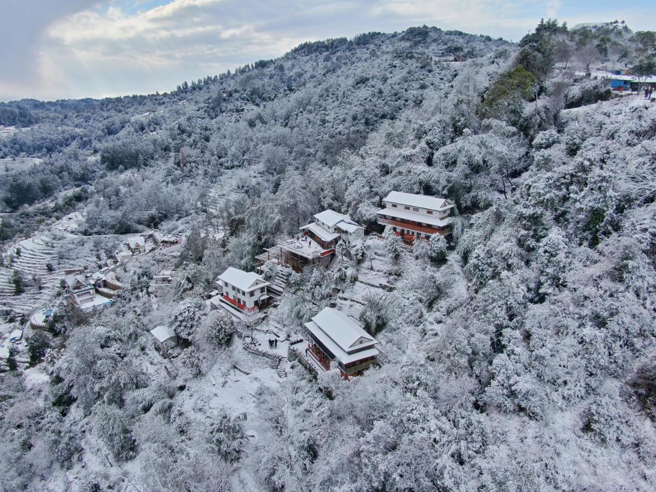 Everest Manla Resort Nagarkot Bagian luar foto